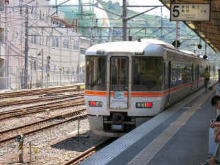 P1030448.JPG (178395 oCg)